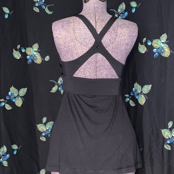 Lululemon Tank - Picture 2 of 6